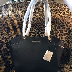 🔥BLACK FRIDAY SALE💥 🌹NEW Michael Kors Jet Set Travel Large Chain Shoulder Tote